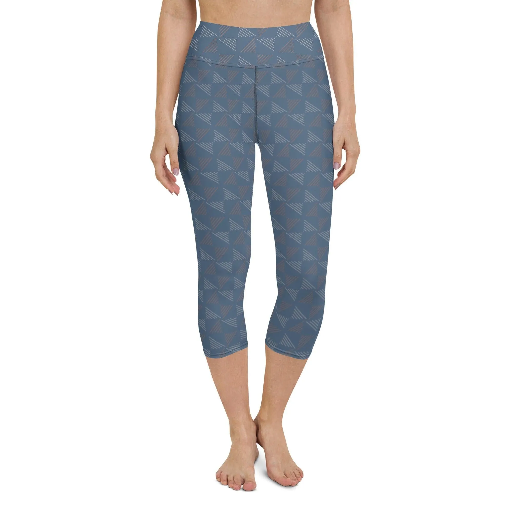 Blue Pottery Women's Capri Yoga Pants