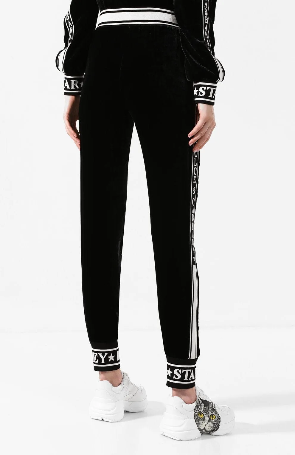 Fluid Velvet Jogging Pants