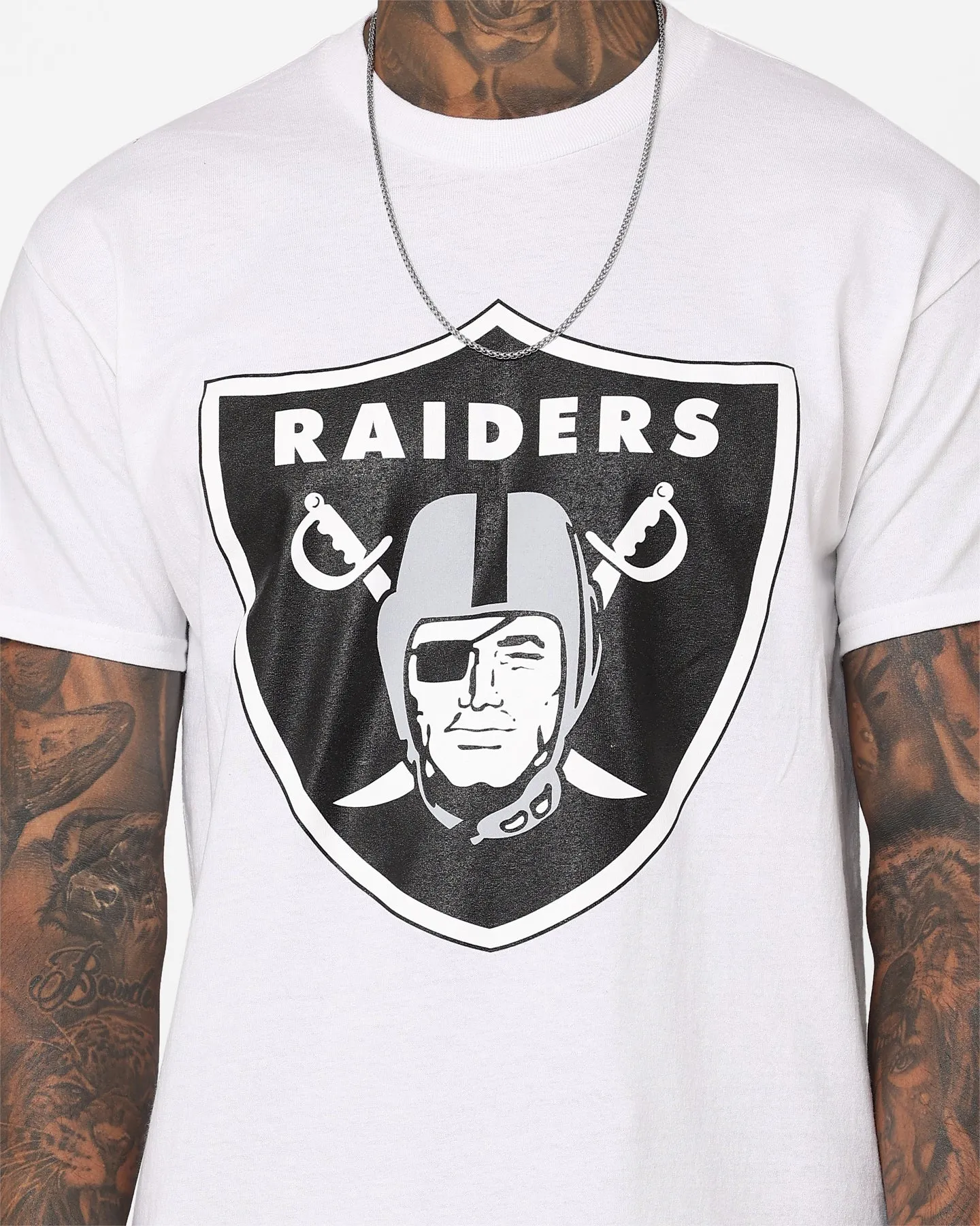 Majestic Athletic Las Vegas Raiders Prism T-Shirt Vintage White