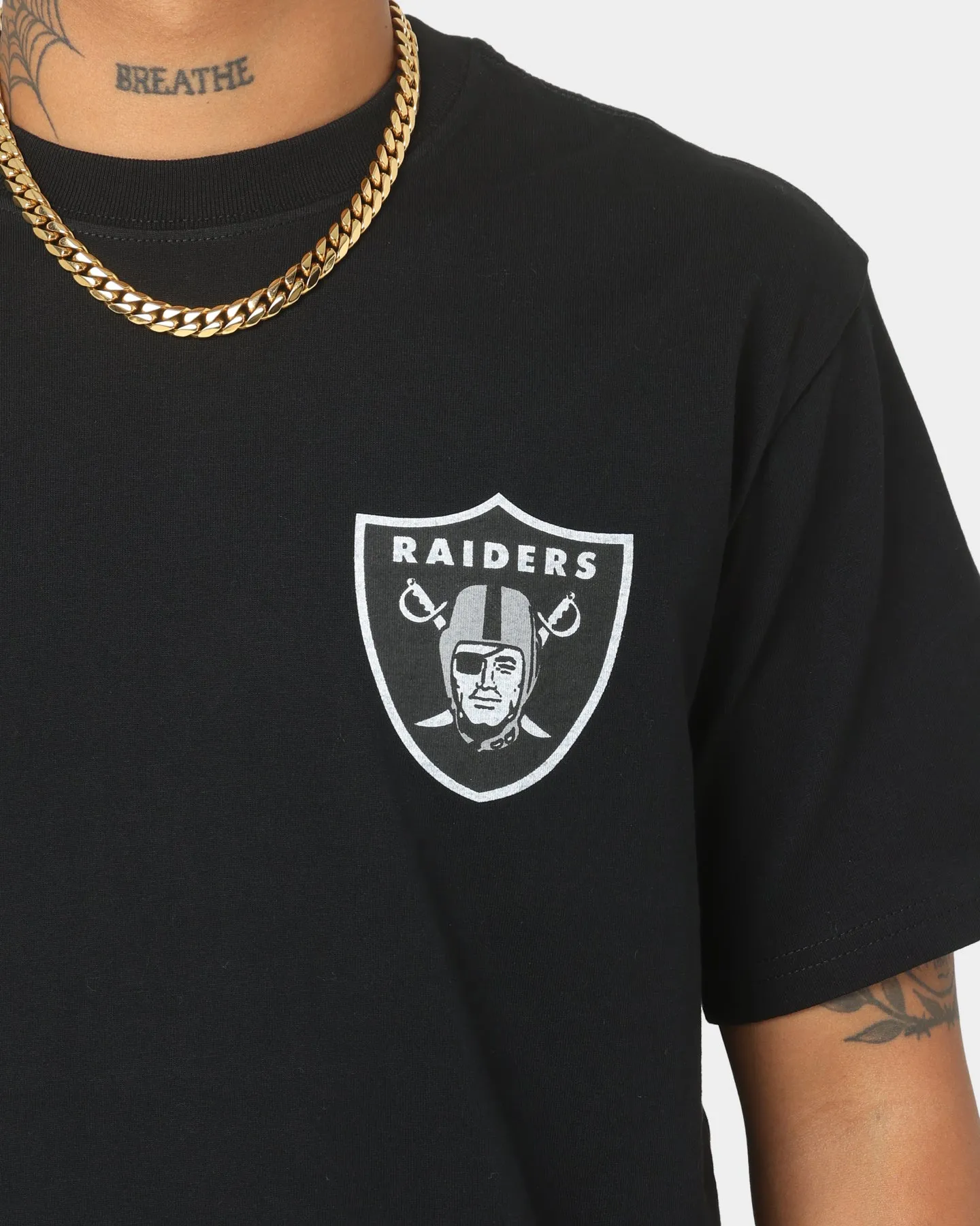 Majestic Athletic Las Vegas Raiders Solarised Pattison T-Shirt Black