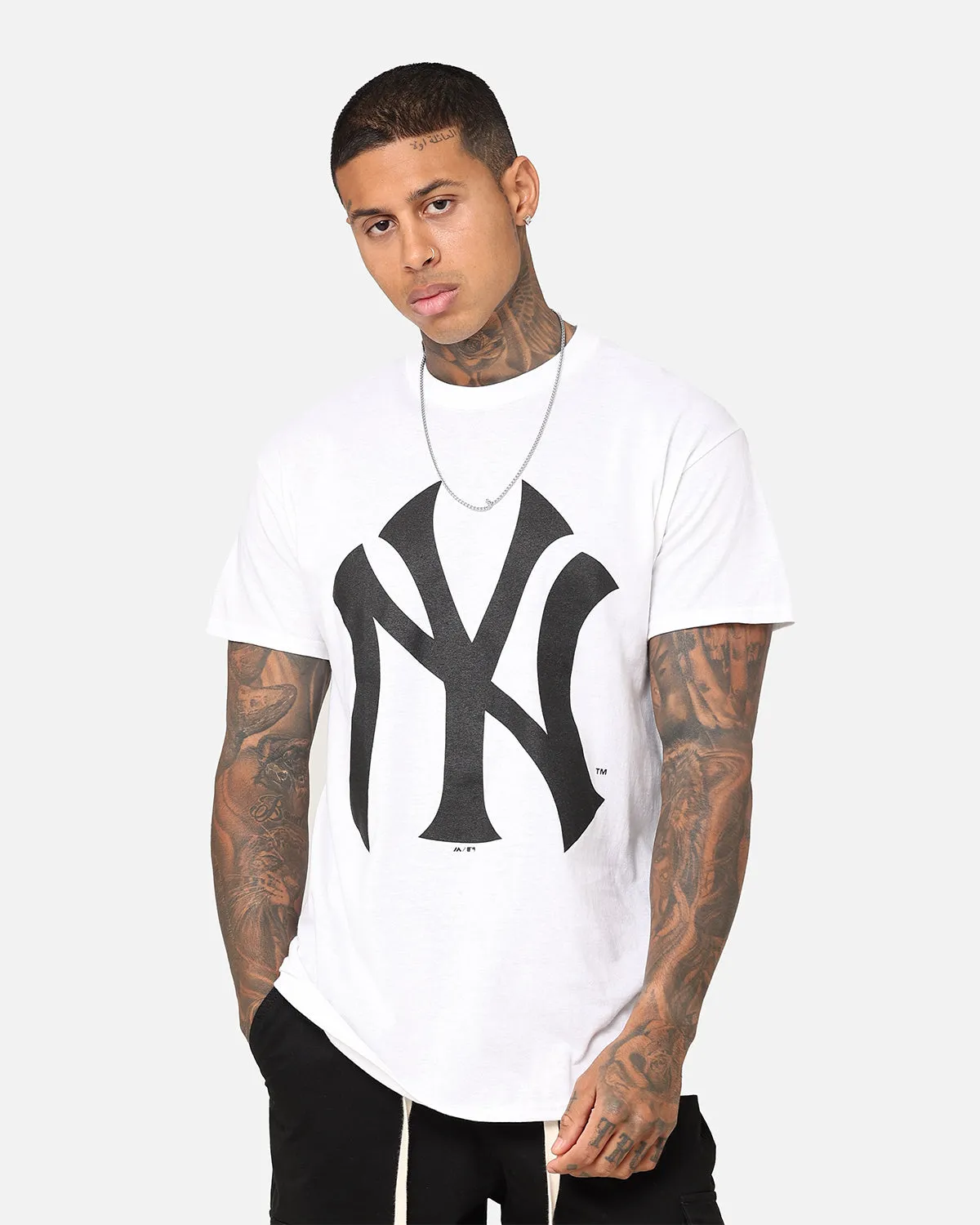 Majestic Athletic New York Yankees Prism Logo T-Shirt Vintage White