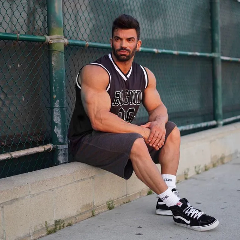 Men's Summer Breathable V-Neck Tank Top "BLGND 88"